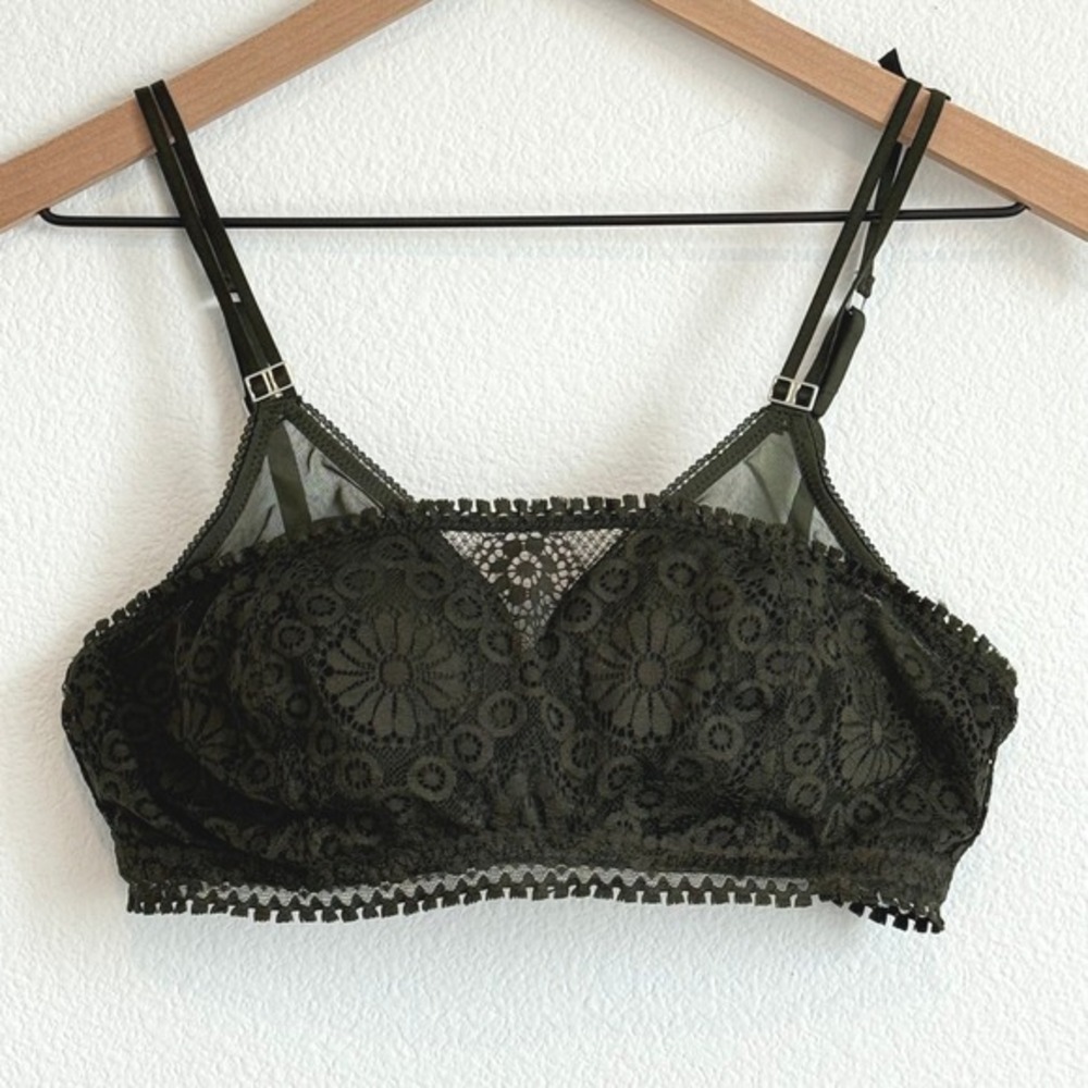 Aerie Green Lace Wireless Push Up Bra 34C Boho Coquette Floral Lingerie